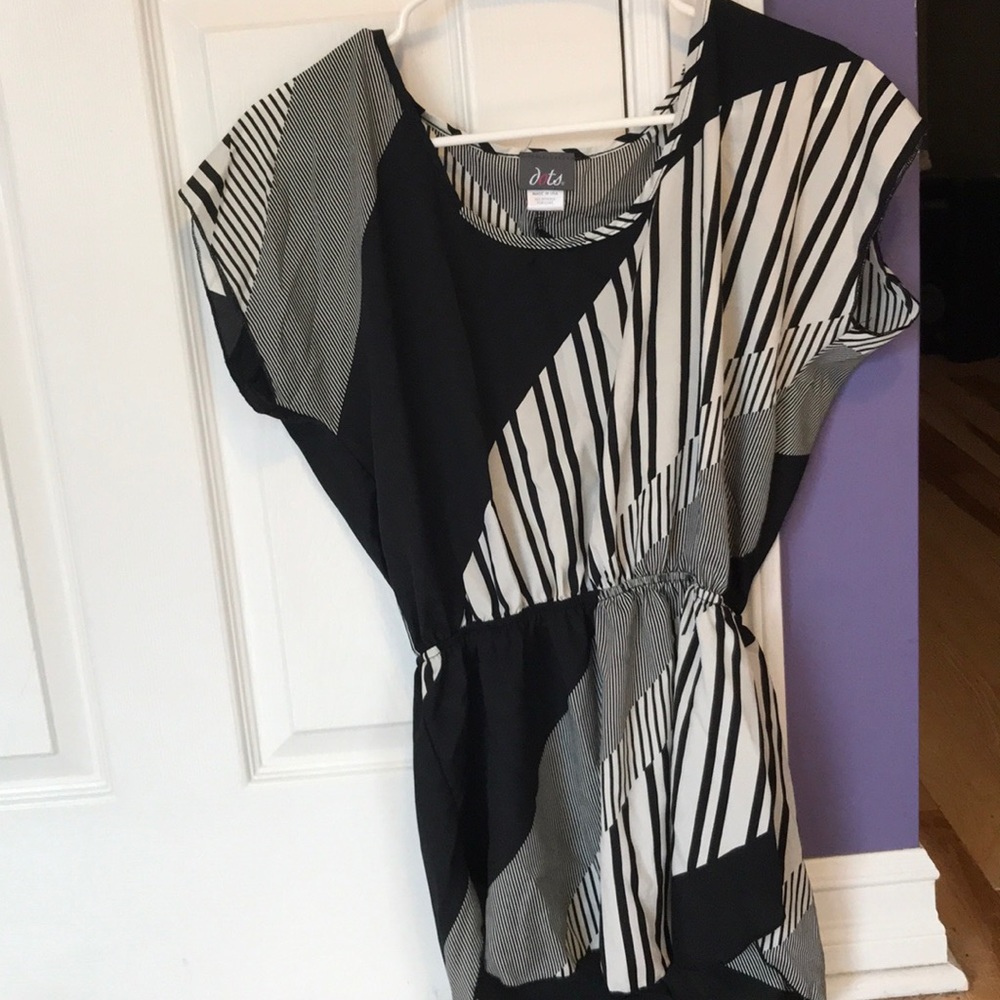 Asymmetrical black and white top